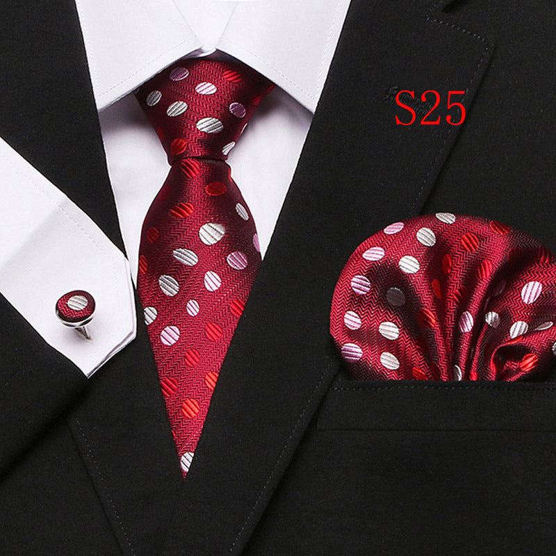 Cravatta sartoriale abbinato con gemelli e pochette da taschino (in seta)