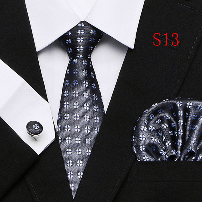 Cravatta sartoriale abbinato con gemelli e pochette da taschino (in seta)