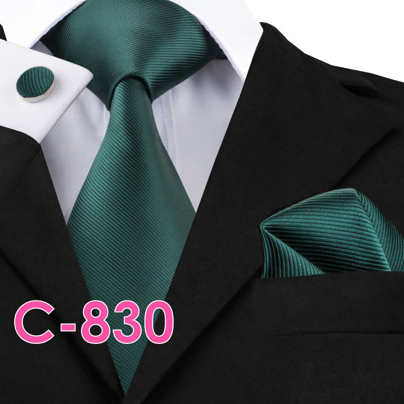 Set cravatta sartoriale in seta, pochette da taschino e gemelli