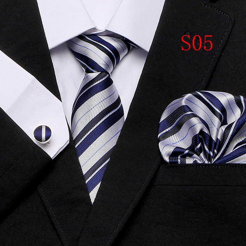 Cravatta sartoriale abbinato con gemelli e pochette da taschino (in seta)