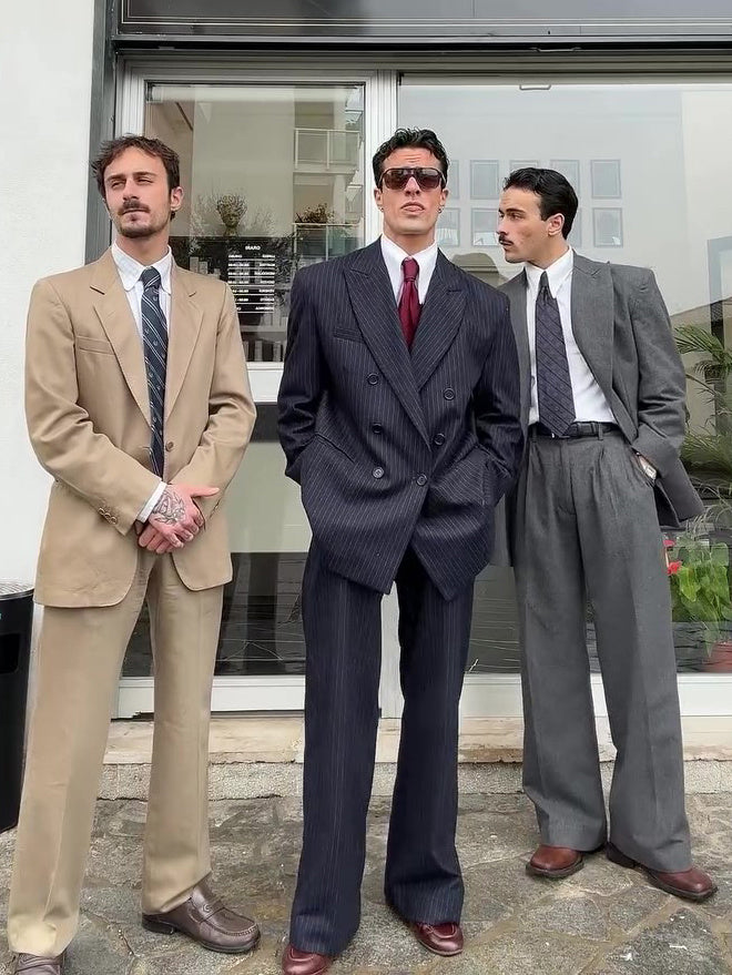 Abito da uomo classico doppiopetto gessato