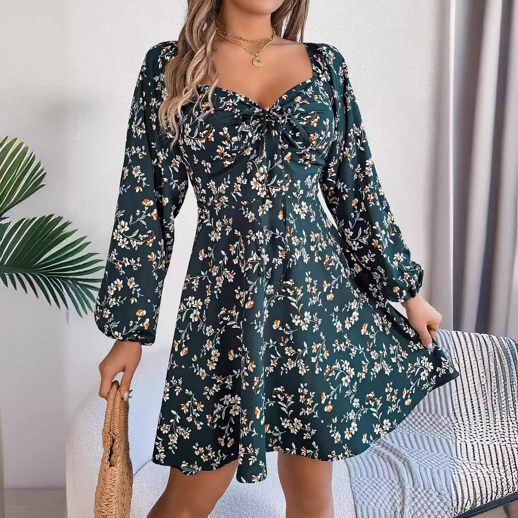Abito casual a trapezio con maniche lunghe, stampa floreale, colletto quadrato, lacci